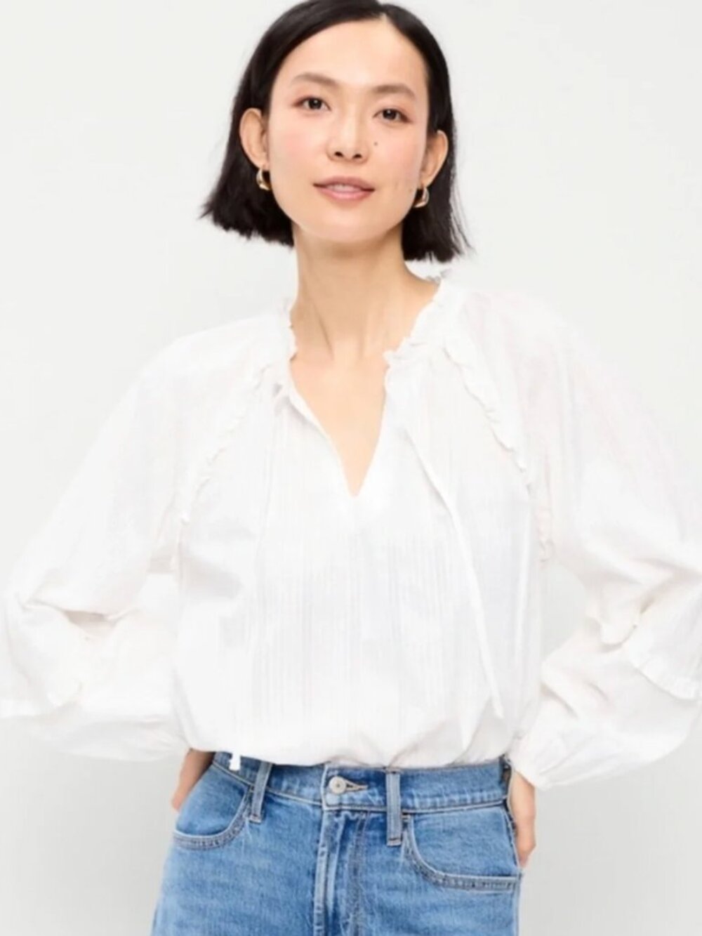 Old Navy White Ruffled Tie-Neck Peasant Blouse XL new with tags